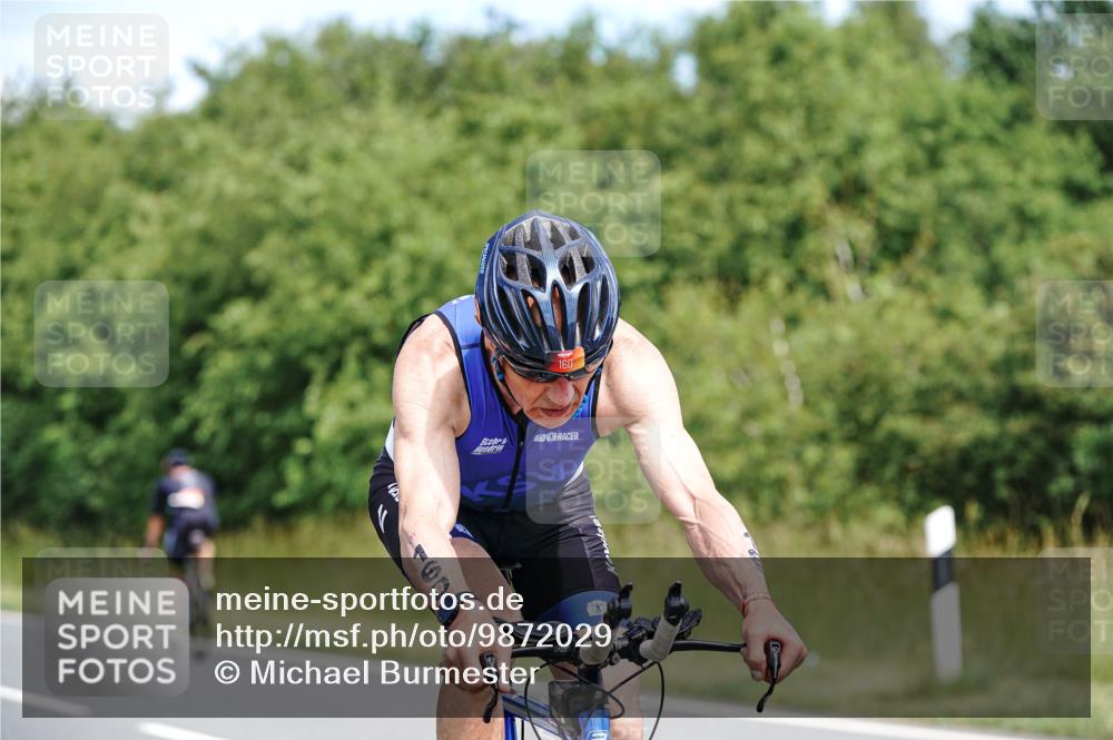 21.06.2026 - Viking Triathlon Michael Burmester http://msf.ph/oto/9872029 21.06.2026 12:42:52 Radfahren 134, 158, 160, 160, 318, 346 meine-sportfotos.de
