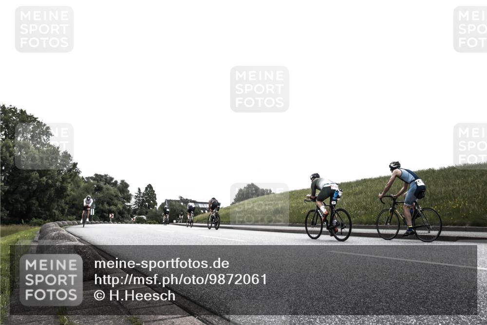 21.06.2026 - 29. Vierlanden-Triathlon H.Heesch http://msf.ph/oto/9872061 21.06.2026 10:43:25 Radfahren 96, 130, 187 meine-sportfotos.de