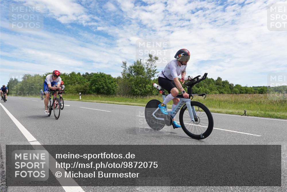 21.06.2026 - Viking Triathlon Michael Burmester http://msf.ph/oto/9872075 21.06.2026 12:24:49 Radfahren 54, 176, 208, 350, 352, 362, 494, 660 meine-sportfotos.de