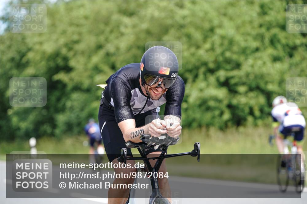 21.06.2026 - Viking Triathlon Michael Burmester http://msf.ph/oto/9872084 21.06.2026 12:43:19 Radfahren 41, 86, 202, 223, 243, 243, 429, 434, 472, 602, 654, 668, 670 meine-sportfotos.de