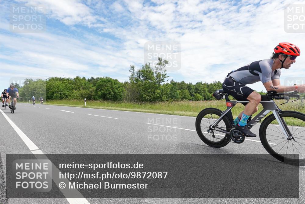 21.06.2026 - Viking Triathlon Michael Burmester http://msf.ph/oto/9872087 21.06.2026 12:24:50 Radfahren 54, 176, 206, 208, 306, 313, 350, 352, 362, 660 meine-sportfotos.de