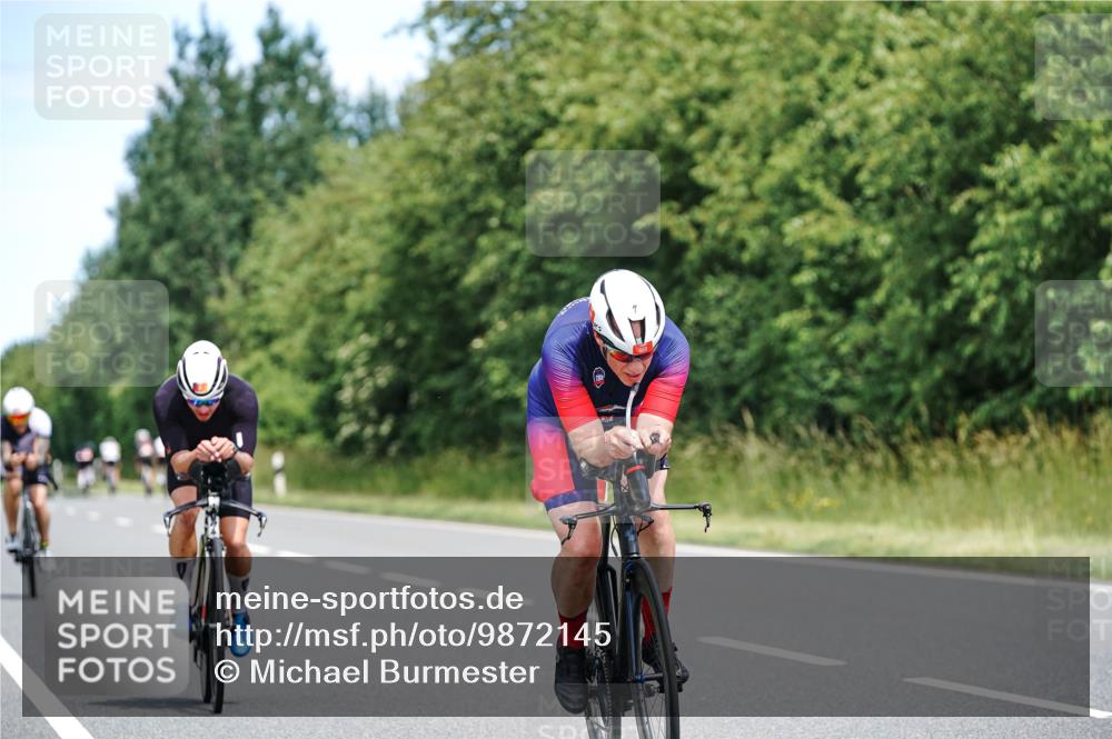 21.06.2026 - Viking Triathlon Michael Burmester http://msf.ph/oto/9872145 21.06.2026 12:43:35 Radfahren 30, 41, 51, 86, 202, 223, 225, 234, 258, 279, 343, 374, 388, 429, 509, 563, 602, 605, 645, 668, 670 meine-sportfotos.de
