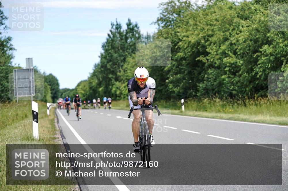 21.06.2026 - Viking Triathlon Michael Burmester http://msf.ph/oto/9872160 21.06.2026 12:43:38 Radfahren 30, 41, 51, 86, 202, 225, 234, 258, 279, 343, 374, 388, 429, 508, 509, 563, 605, 645, 668, 670 meine-sportfotos.de