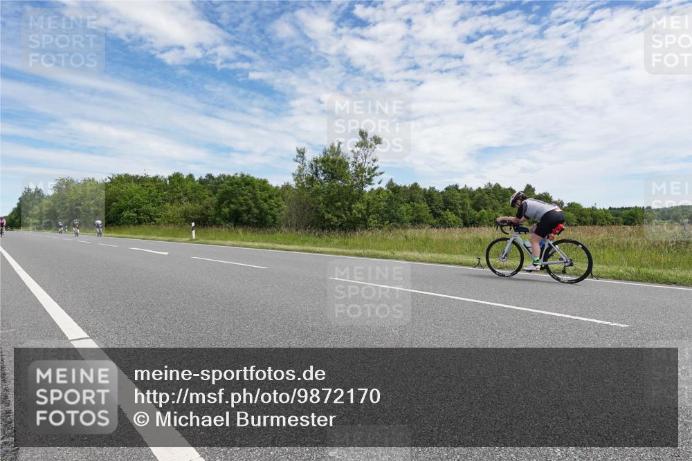 21.06.2026 - Viking Triathlon Michael Burmester http://msf.ph/oto/9872170 21.06.2026 12:25:47 Radfahren 139, 267, 310, 374, 426, 509, 531, 556, 646, 665, 666 meine-sportfotos.de