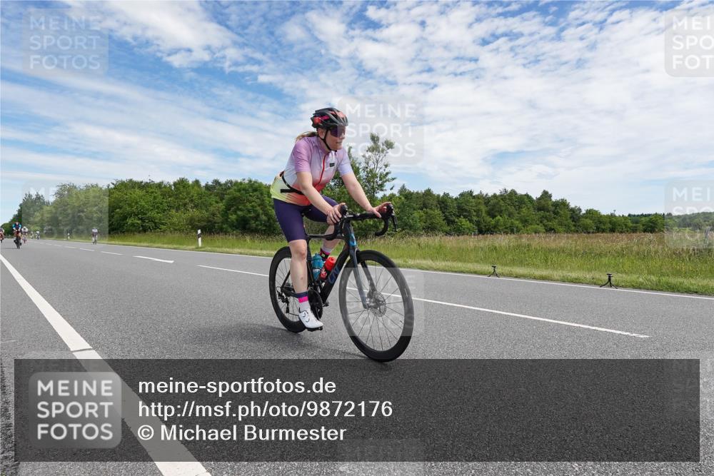 21.06.2026 - Viking Triathlon Michael Burmester http://msf.ph/oto/9872176 21.06.2026 12:25:52 Radfahren 139, 267, 276, 310, 374, 426, 509, 531, 646, 665, 666 meine-sportfotos.de