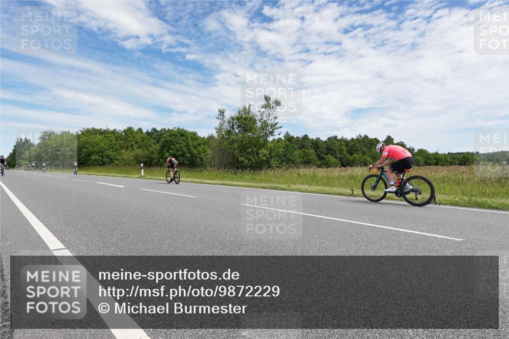 21.06.2026 - Viking Triathlon Michael Burmester http://msf.ph/oto/9872229 21.06.2026 12:26:03 Radfahren 139, 230, 267, 276, 310, 509, 531, 635, 638, 665, 666 meine-sportfotos.de