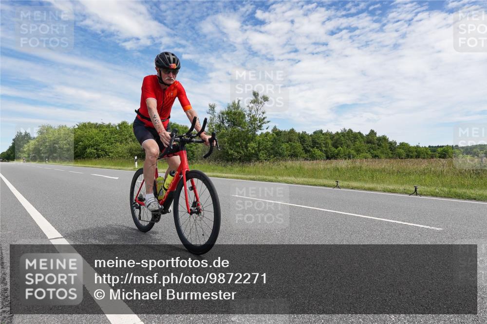 21.06.2026 - Viking Triathlon Michael Burmester http://msf.ph/oto/9872271 21.06.2026 12:26:30 Radfahren 127, 211, 232, 312, 431, 669 meine-sportfotos.de
