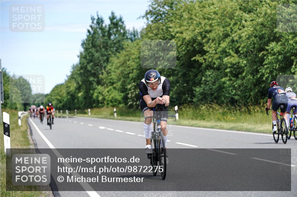 21.06.2026 - Viking Triathlon Michael Burmester http://msf.ph/oto/9872275 21.06.2026 12:43:57 Radfahren 30, 225, 225, 258, 279, 343, 372, 465, 470, 508, 576 meine-sportfotos.de