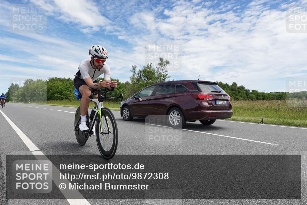 21.06.2026 - Viking Triathlon Michael Burmester http://msf.ph/oto/9872308 21.06.2026 12:27:04 Radfahren 90, 118, 127, 218, 266, 273, 330, 366, 411, 444, 554, 561, 625 meine-sportfotos.de