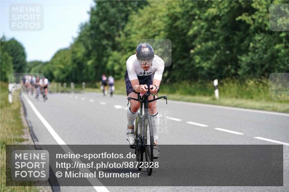 21.06.2026 - Viking Triathlon Michael Burmester http://msf.ph/oto/9872328 21.06.2026 12:44:06 Radfahren 207, 225, 347, 350, 353, 372, 465, 470, 475, 564, 576 meine-sportfotos.de