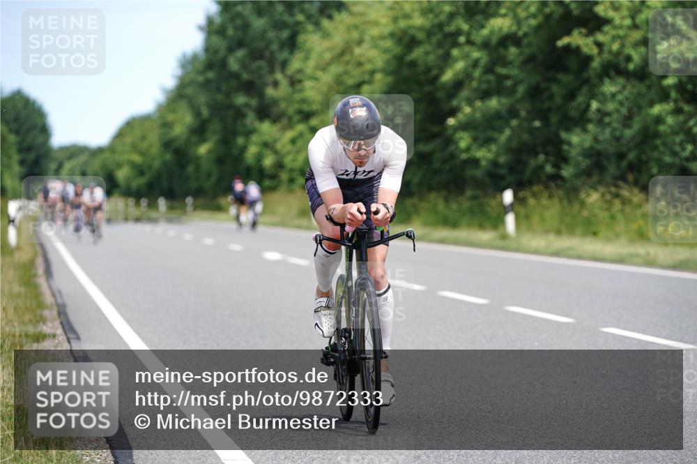 21.06.2026 - Viking Triathlon Michael Burmester http://msf.ph/oto/9872333 21.06.2026 12:44:07 Radfahren 207, 225, 347, 350, 353, 372, 465, 470, 475, 564, 576 meine-sportfotos.de