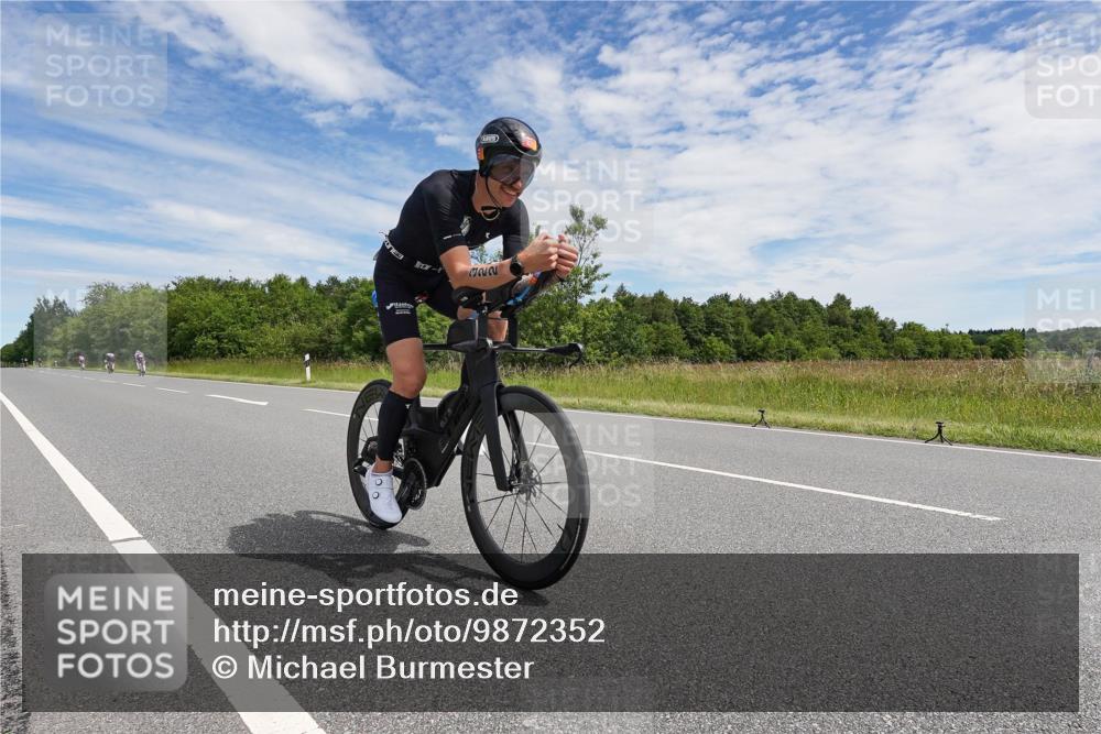 21.06.2026 - Viking Triathlon Michael Burmester http://msf.ph/oto/9872352 21.06.2026 12:27:42 Radfahren 63, 155, 162, 268, 322 meine-sportfotos.de