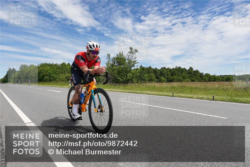 21.06.2026 - Viking Triathlon Michael Burmester http://msf.ph/oto/9872442 21.06.2026 12:29:03 Radfahren 20, 64, 84, 89, 317, 460, 522, 542, 549, 552, 555, 612, 619, 661 meine-sportfotos.de