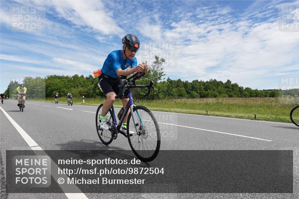 21.06.2026 - Viking Triathlon Michael Burmester http://msf.ph/oto/9872504 21.06.2026 12:29:53 Radfahren 66, 101, 168, 196, 302, 463, 529, 540 meine-sportfotos.de