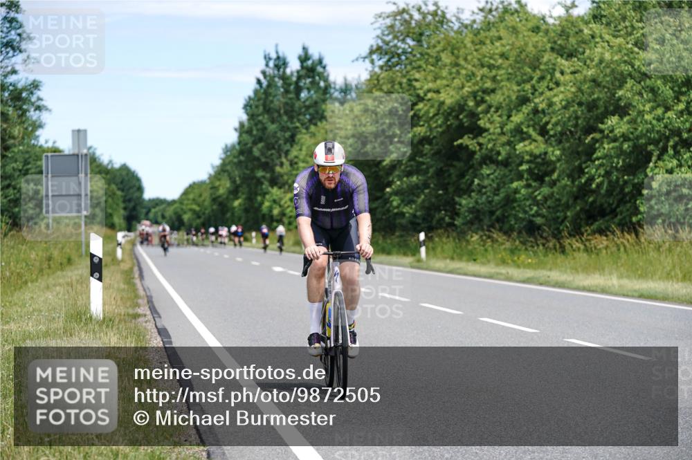 21.06.2026 - Viking Triathlon Michael Burmester http://msf.ph/oto/9872505 21.06.2026 12:44:42 Radfahren 53, 59, 102, 164, 177, 264, 341, 358, 395, 456, 615, 623 meine-sportfotos.de