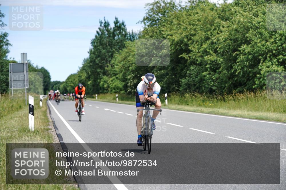 21.06.2026 - Viking Triathlon Michael Burmester http://msf.ph/oto/9872534 21.06.2026 12:44:53 Radfahren 53, 94, 164, 177, 177, 219, 239, 253, 264, 313, 358, 494, 615 meine-sportfotos.de
