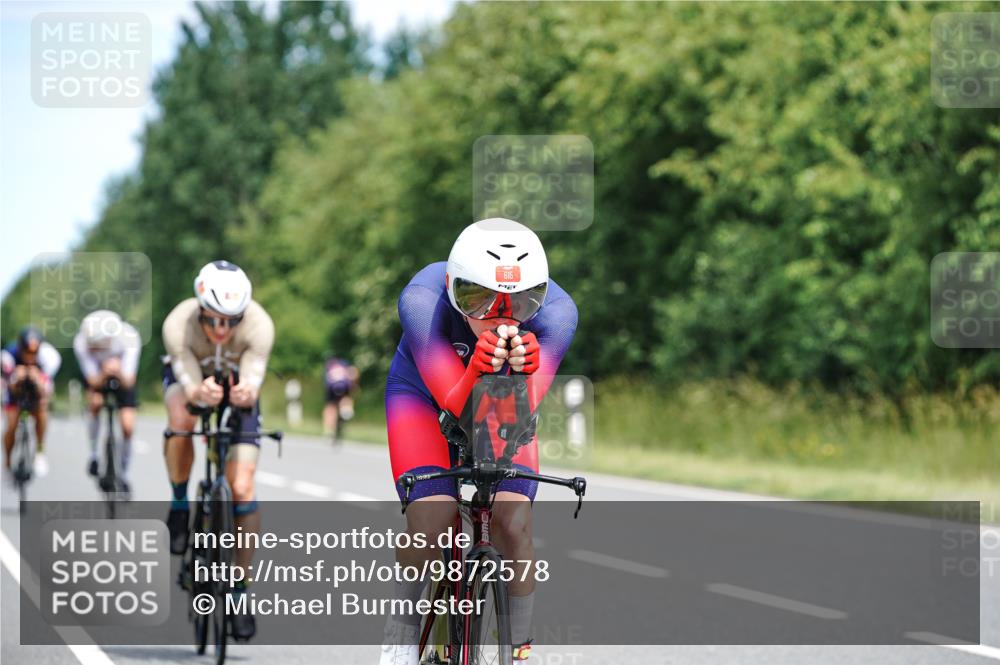 21.06.2026 - Viking Triathlon Michael Burmester http://msf.ph/oto/9872578 21.06.2026 12:45:02 Radfahren 39, 53, 91, 94, 132, 164, 177, 177, 219, 239, 253, 264, 306, 313, 358, 494, 538, 615 meine-sportfotos.de