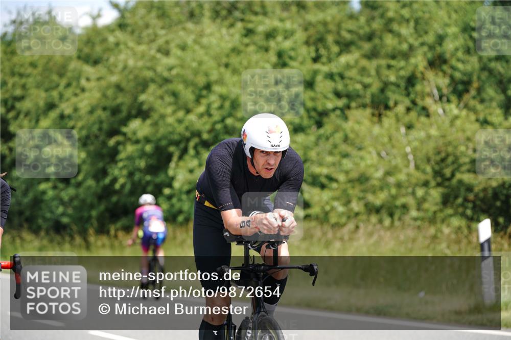 21.06.2026 - Viking Triathlon Michael Burmester http://msf.ph/oto/9872654 21.06.2026 12:45:13 Radfahren 39, 48, 91, 94, 132, 173, 177, 182, 219, 239, 253, 254, 306, 313, 494, 538 meine-sportfotos.de