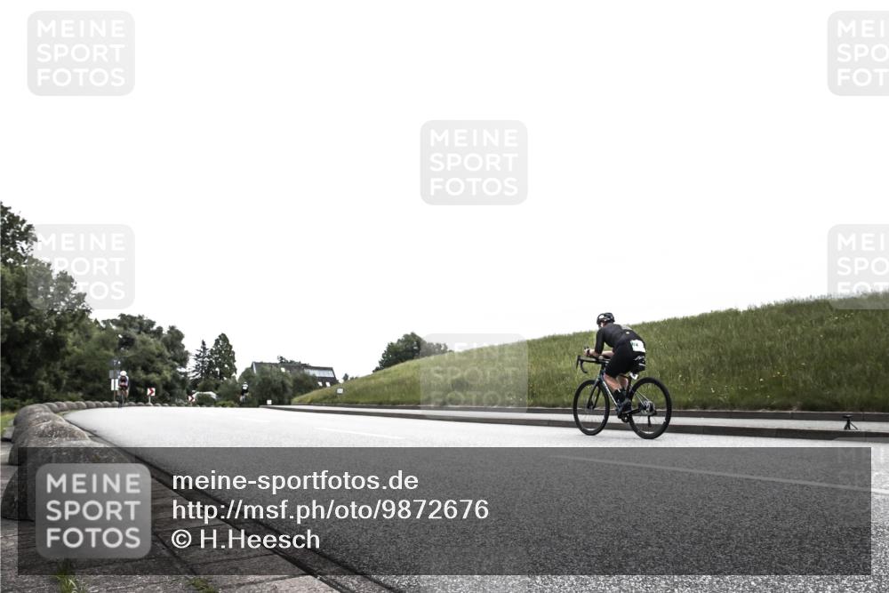 21.06.2026 - 29. Vierlanden-Triathlon H.Heesch http://msf.ph/oto/9872676 21.06.2026 12:19:29 Radfahren 632, 649 meine-sportfotos.de