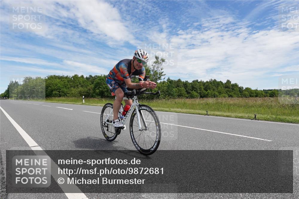 21.06.2026 - Viking Triathlon Michael Burmester http://msf.ph/oto/9872681 21.06.2026 12:32:06 Radfahren 33, 75, 303, 365, 382, 482, 489, 513, 532, 641, 658 meine-sportfotos.de