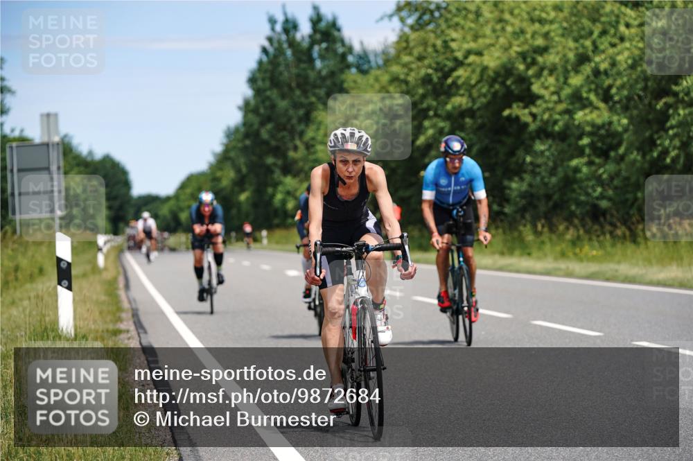 21.06.2026 - Viking Triathlon Michael Burmester http://msf.ph/oto/9872684 21.06.2026 12:45:21 Radfahren 39, 48, 91, 94, 132, 173, 182, 249, 254, 254, 306, 309, 538 meine-sportfotos.de