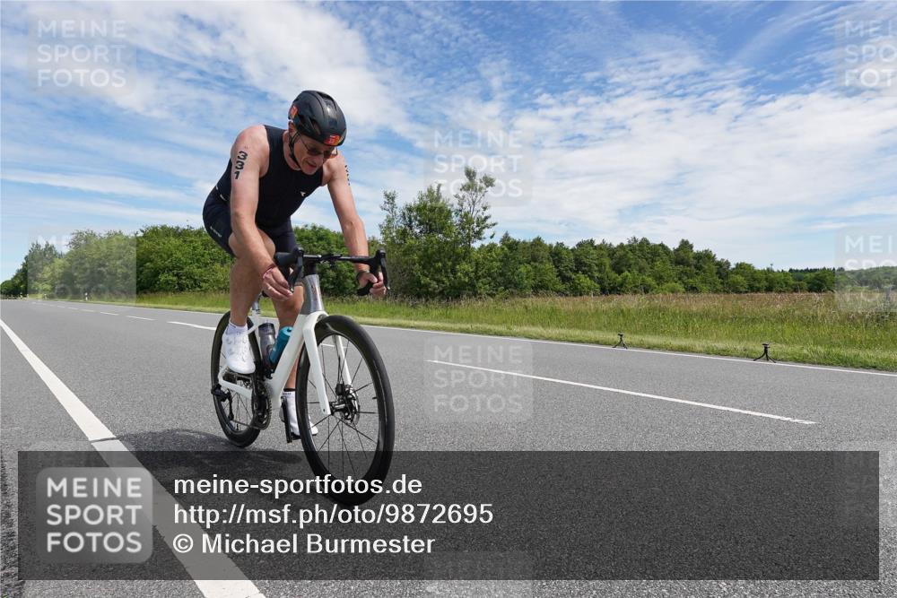 21.06.2026 - Viking Triathlon Michael Burmester http://msf.ph/oto/9872695 21.06.2026 12:32:27 Radfahren 303, 331, 393, 462, 482, 513, 532, 532, 559, 601 meine-sportfotos.de