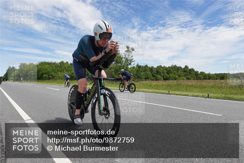 21.06.2026 - Viking Triathlon Michael Burmester http://msf.ph/oto/9872759 21.06.2026 12:32:53 Radfahren 93, 97, 114, 116, 247, 265, 289, 447, 450, 454, 579, 626, 659 meine-sportfotos.de