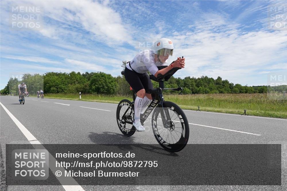 21.06.2026 - Viking Triathlon Michael Burmester http://msf.ph/oto/9872795 21.06.2026 12:33:03 Radfahren 93, 97, 114, 116, 172, 237, 247, 289, 450, 579 meine-sportfotos.de