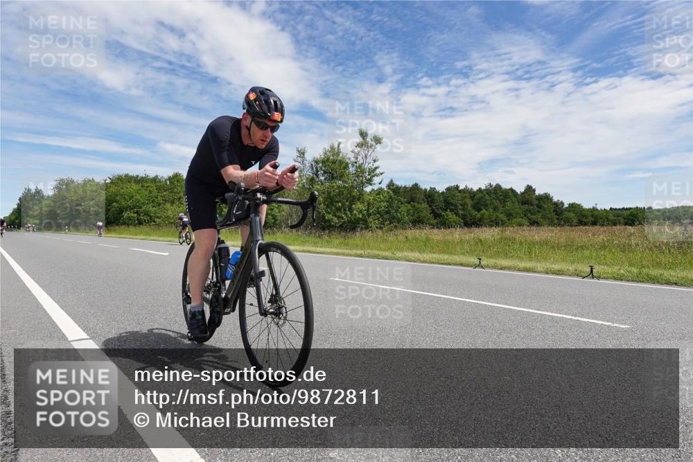 21.06.2026 - Viking Triathlon Michael Burmester http://msf.ph/oto/9872811 21.06.2026 12:33:09 Radfahren 93, 114, 116, 122, 172, 237, 247, 450, 579 meine-sportfotos.de