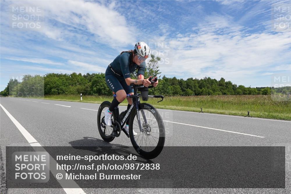 21.06.2026 - Viking Triathlon Michael Burmester http://msf.ph/oto/9872838 21.06.2026 12:33:37 Radfahren 24, 56, 85, 88, 167, 287, 305, 492, 497, 528, 622, 642, 664 meine-sportfotos.de