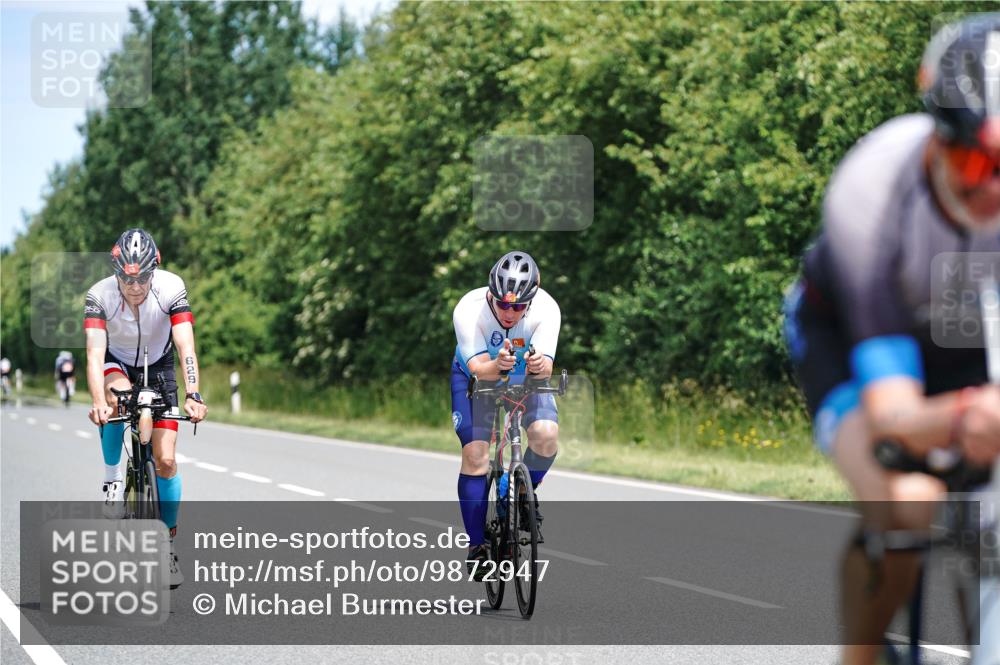 21.06.2026 - Viking Triathlon Michael Burmester http://msf.ph/oto/9872947 21.06.2026 12:46:24 Radfahren 36, 105, 178, 251, 439, 457, 457, 504, 546, 606, 629, 629 meine-sportfotos.de