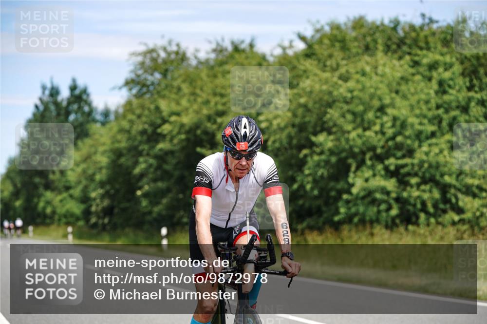 21.06.2026 - Viking Triathlon Michael Burmester http://msf.ph/oto/9872978 21.06.2026 12:46:26 Radfahren 36, 105, 178, 251, 407, 439, 457, 457, 504, 546, 606, 629, 629 meine-sportfotos.de