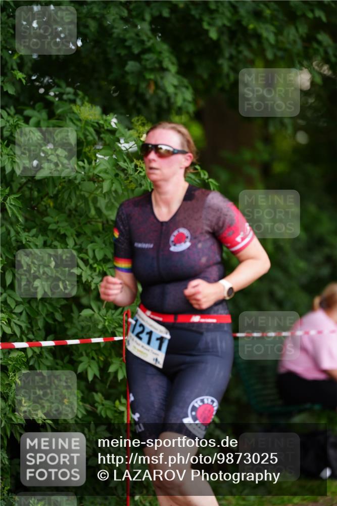 21.06.2026 - 29. Vierlanden-Triathlon LAZAROV Photography http://msf.ph/oto/9873025 21.06.2026 14:18:30 Laufen 7211, 4 meine-sportfotos.de