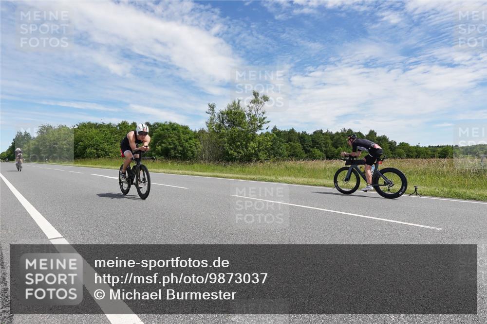 21.06.2026 - Viking Triathlon Michael Burmester http://msf.ph/oto/9873037 21.06.2026 12:36:08 Radfahren 22, 37, 106, 354, 363, 427, 449, 458, 539, 637, 667 meine-sportfotos.de