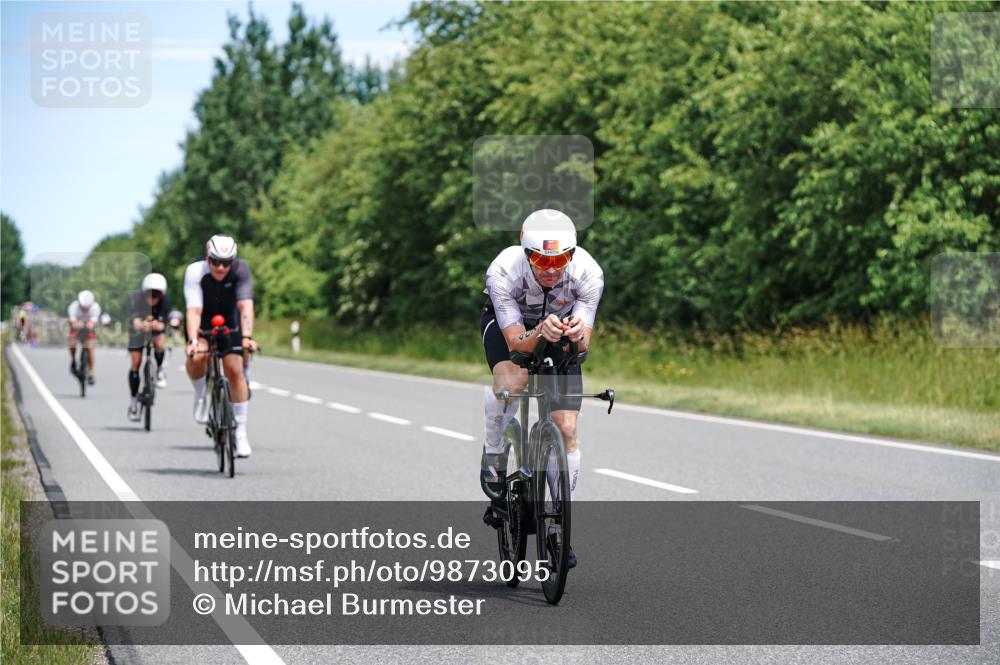 21.06.2026 - Viking Triathlon Michael Burmester http://msf.ph/oto/9873095 21.06.2026 12:46:45 Radfahren 16, 36, 81, 105, 165, 178, 184, 364, 407, 457, 530, 546, 629, 634 meine-sportfotos.de