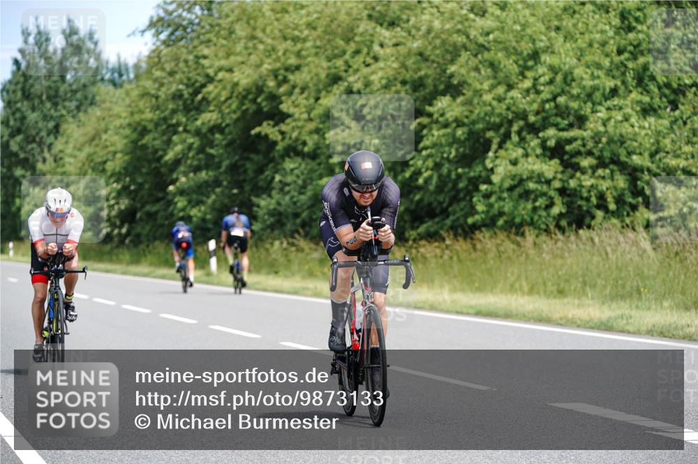 21.06.2026 - Viking Triathlon Michael Burmester http://msf.ph/oto/9873133 21.06.2026 12:46:49 Radfahren 16, 81, 165, 184, 364, 407, 457, 530, 629, 634 meine-sportfotos.de