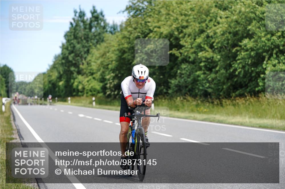 21.06.2026 - Viking Triathlon Michael Burmester http://msf.ph/oto/9873145 21.06.2026 12:46:50 Radfahren 16, 81, 165, 184, 364, 407, 457, 530, 629, 634 meine-sportfotos.de