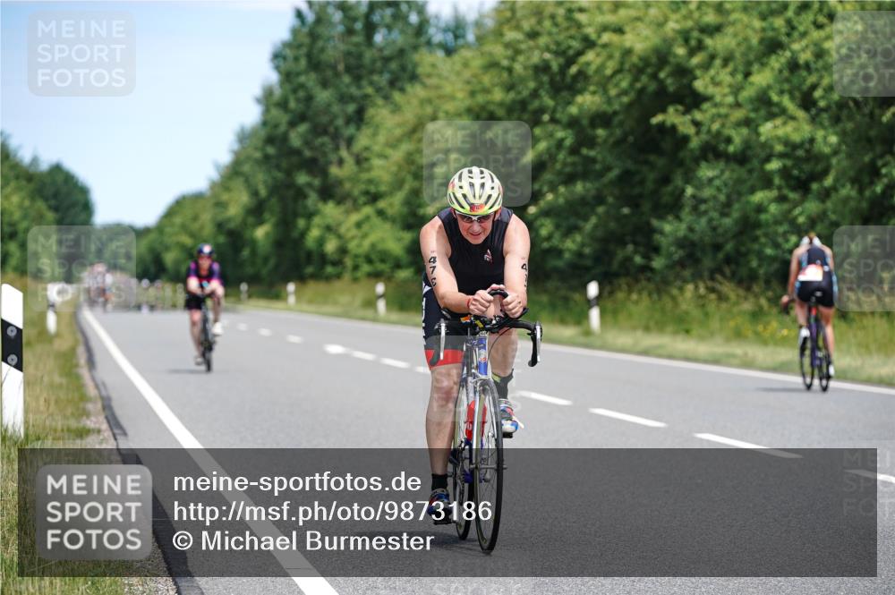 21.06.2026 - Viking Triathlon Michael Burmester http://msf.ph/oto/9873186 21.06.2026 12:47:12 Radfahren 179, 257, 366, 424, 473, 638 meine-sportfotos.de