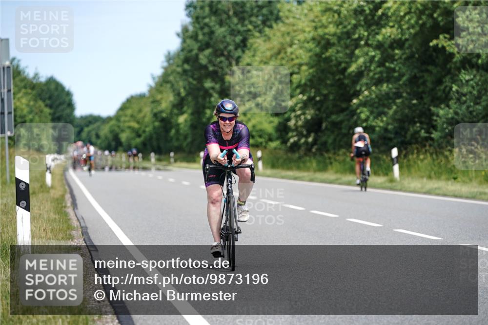 21.06.2026 - Viking Triathlon Michael Burmester http://msf.ph/oto/9873196 21.06.2026 12:47:16 Radfahren 139, 179, 257, 366, 424, 473, 638 meine-sportfotos.de