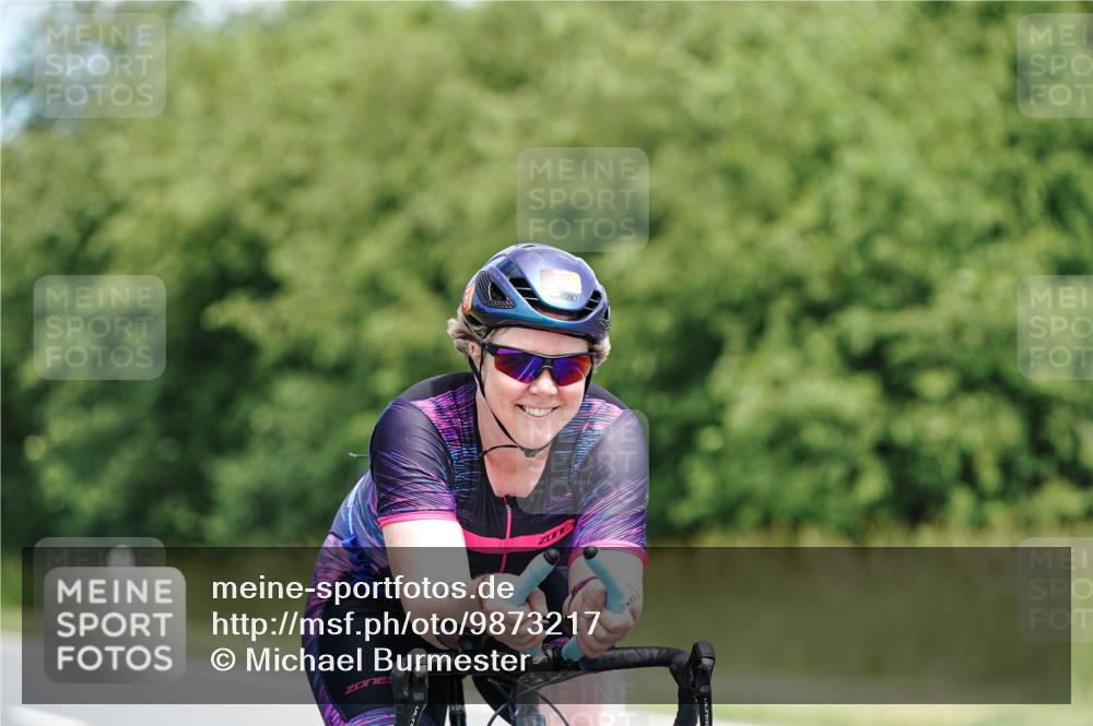 21.06.2026 - Viking Triathlon Michael Burmester http://msf.ph/oto/9873217 21.06.2026 12:47:18 Radfahren 62, 139, 179, 257, 366, 424, 473, 638 meine-sportfotos.de