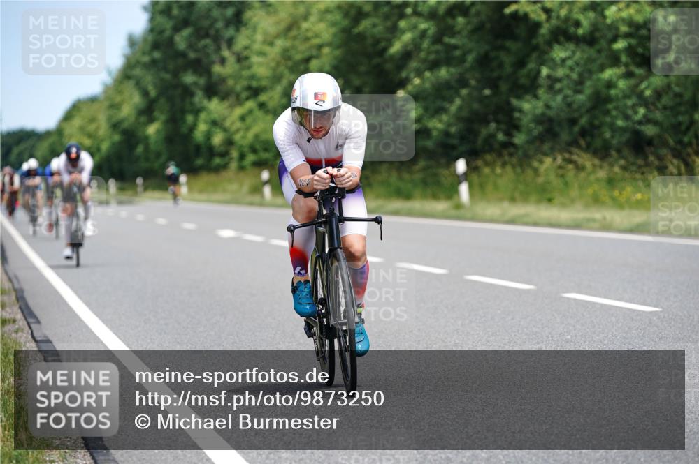 21.06.2026 - Viking Triathlon Michael Burmester http://msf.ph/oto/9873250 21.06.2026 12:47:57 Radfahren 58, 73, 126, 259, 510, 531, 531, 603, 608, 639, 644 meine-sportfotos.de