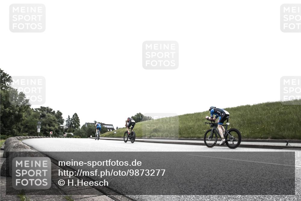 21.06.2026 - 29. Vierlanden-Triathlon H.Heesch http://msf.ph/oto/9873277 21.06.2026 12:28:46 Radfahren 644, 844 meine-sportfotos.de