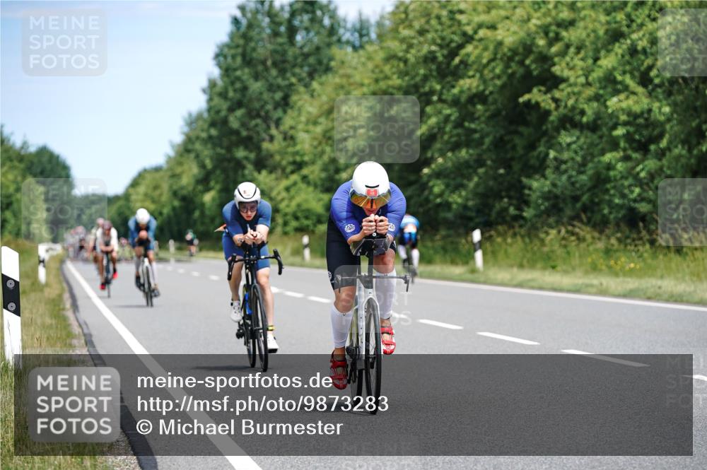 21.06.2026 - Viking Triathlon Michael Burmester http://msf.ph/oto/9873283 21.06.2026 12:48:02 Radfahren 57, 58, 73, 124, 126, 166, 232, 259, 510, 531, 608, 639, 644 meine-sportfotos.de