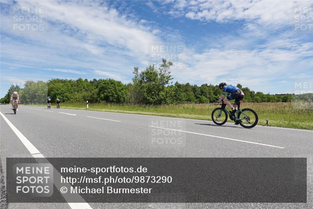 21.06.2026 - Viking Triathlon Michael Burmester http://msf.ph/oto/9873290 21.06.2026 12:39:27 Radfahren 76, 76, 233, 283, 483, 502, 516, 607, 609, 628 meine-sportfotos.de