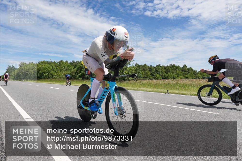 21.06.2026 - Viking Triathlon Michael Burmester http://msf.ph/oto/9873331 21.06.2026 12:39:54 Radfahren 174, 231, 242, 328, 512, 524, 543 meine-sportfotos.de