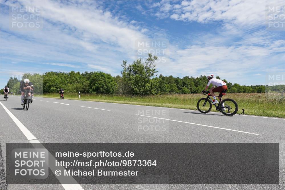 21.06.2026 - Viking Triathlon Michael Burmester http://msf.ph/oto/9873364 21.06.2026 12:40:05 Radfahren 47, 174, 242, 272, 325, 512, 524 meine-sportfotos.de