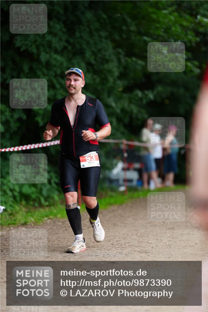21.06.2026 - 29. Vierlanden-Triathlon LAZAROV Photography http://msf.ph/oto/9873390 21.06.2026 14:24:18 Laufen 20, 93 meine-sportfotos.de