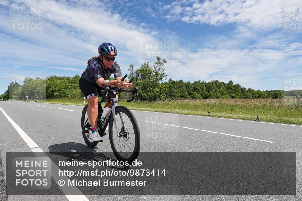 21.06.2026 - Viking Triathlon Michael Burmester http://msf.ph/oto/9873414 21.06.2026 12:40:24 Radfahren 143, 334, 385, 394, 433, 536, 624 meine-sportfotos.de