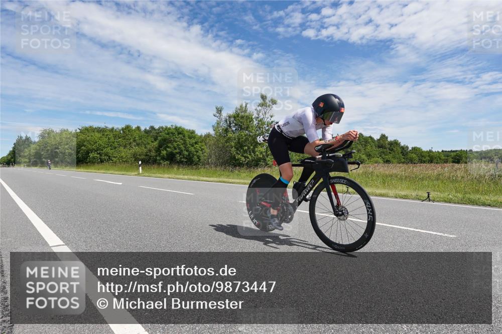 21.06.2026 - Viking Triathlon Michael Burmester http://msf.ph/oto/9873447 21.06.2026 12:40:37 Radfahren 143, 213, 334, 345, 385, 394, 515, 536 meine-sportfotos.de