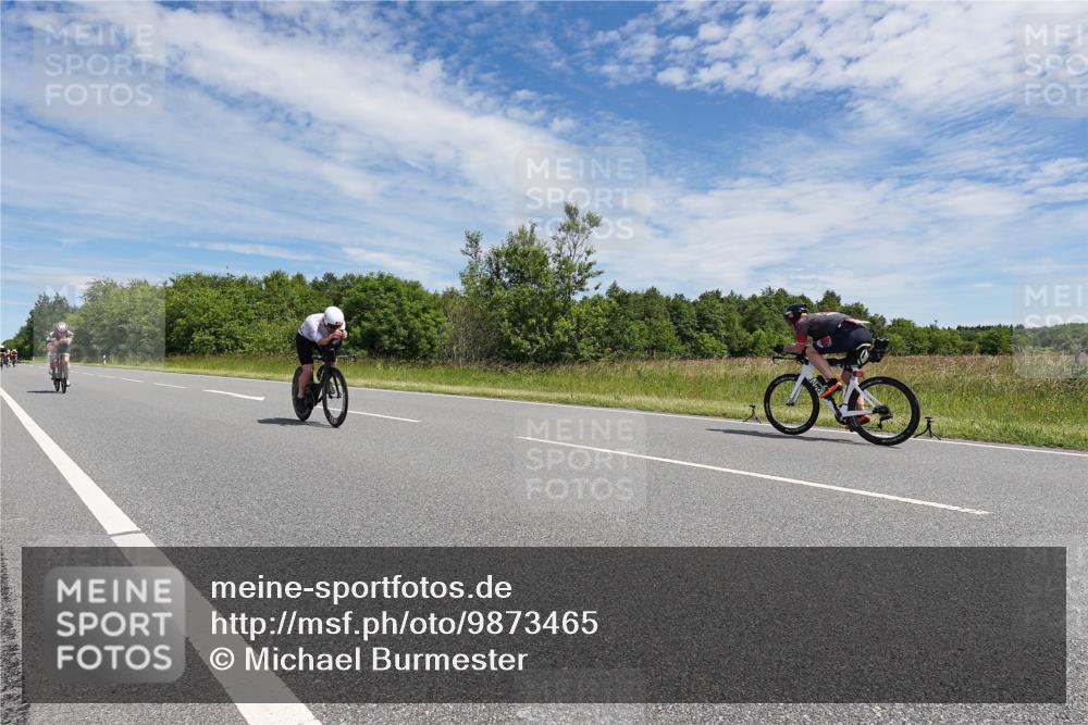 21.06.2026 - Viking Triathlon Michael Burmester http://msf.ph/oto/9873465 21.06.2026 12:40:54 Radfahren 40, 200, 213, 285, 332, 345, 404, 466, 515, 568, 604 meine-sportfotos.de